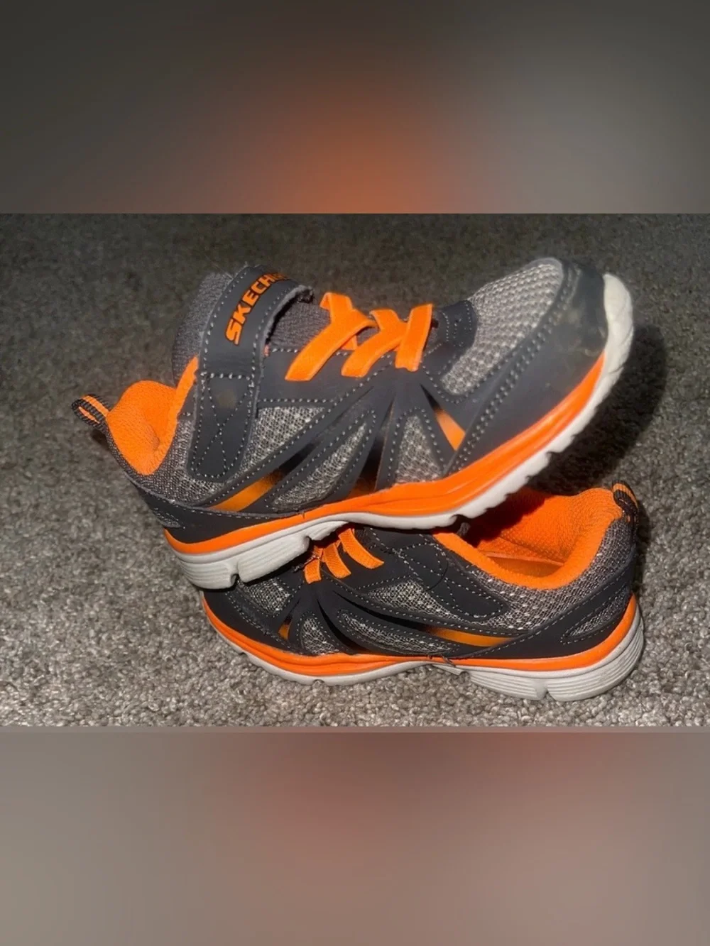 Skechers great preowned